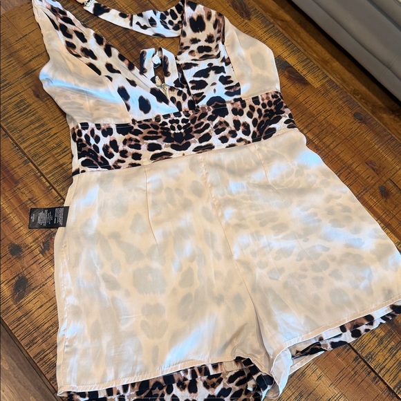 gorgeous Leopard Halter Romper - Brown & Black - Picture 15 of 15